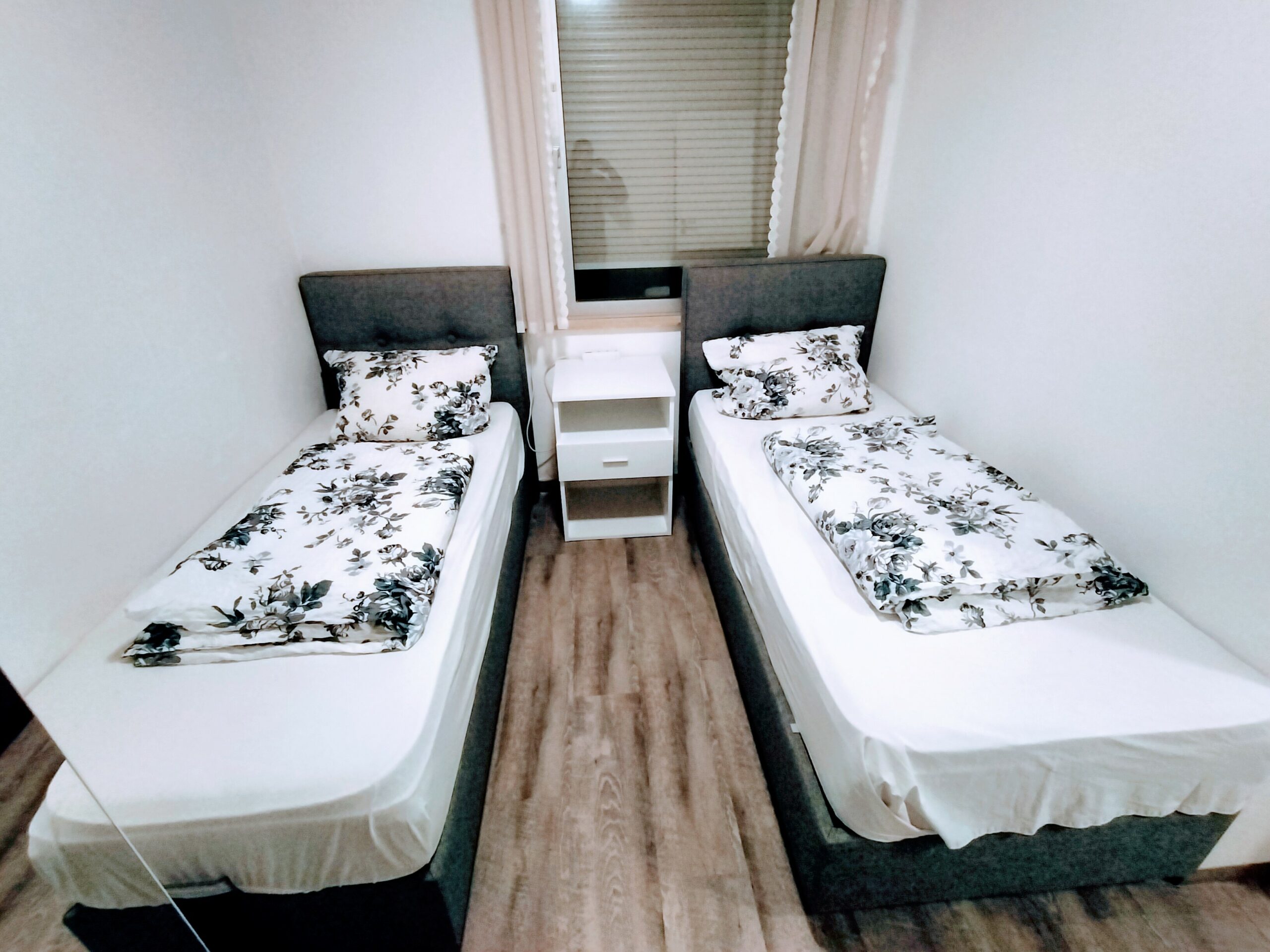 FMI 2-BEDROOMS APARTMENT 1.OG-L