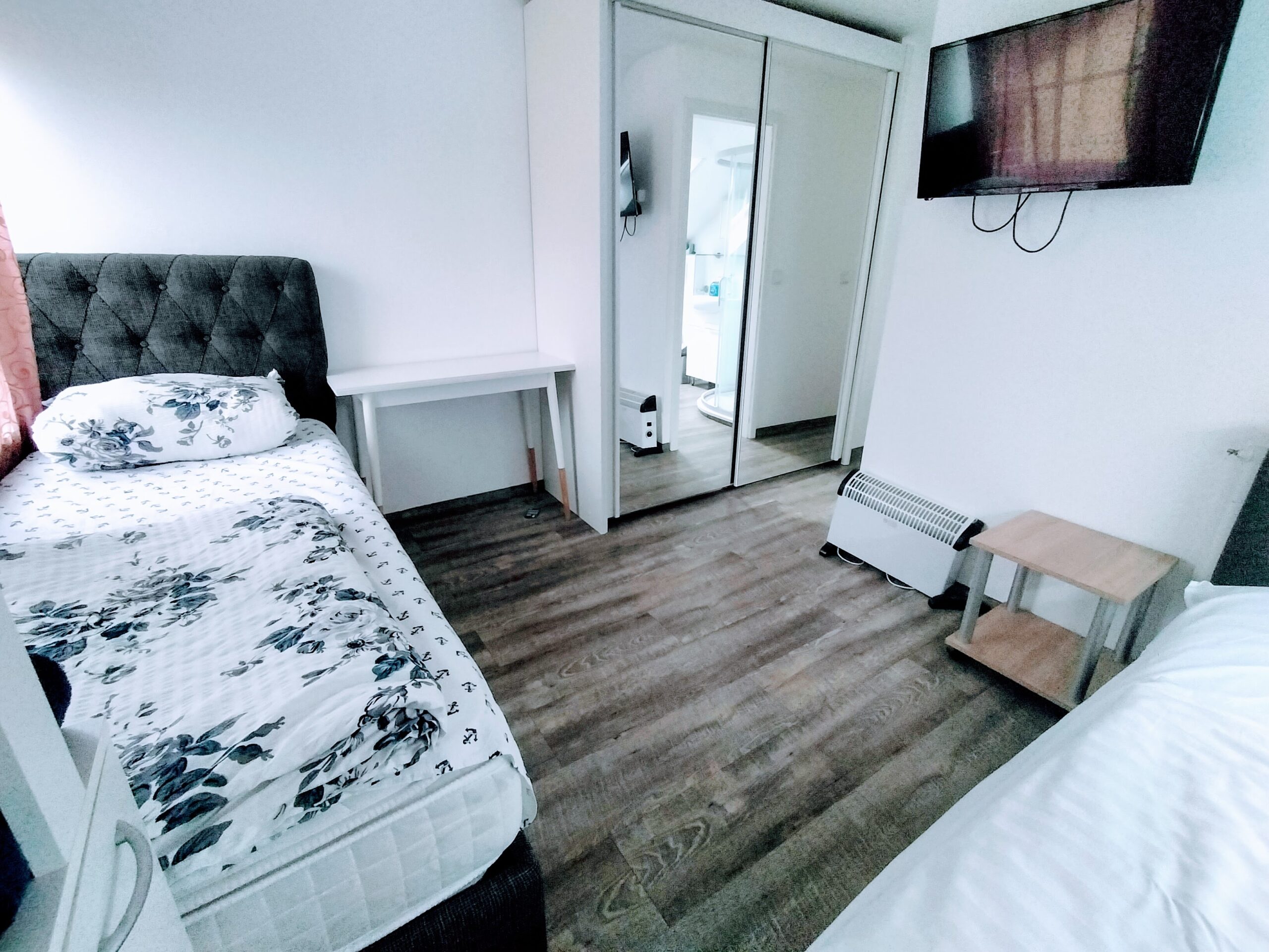 FMI 2-ROOMS APARTMENT (OG-2 LEFT)