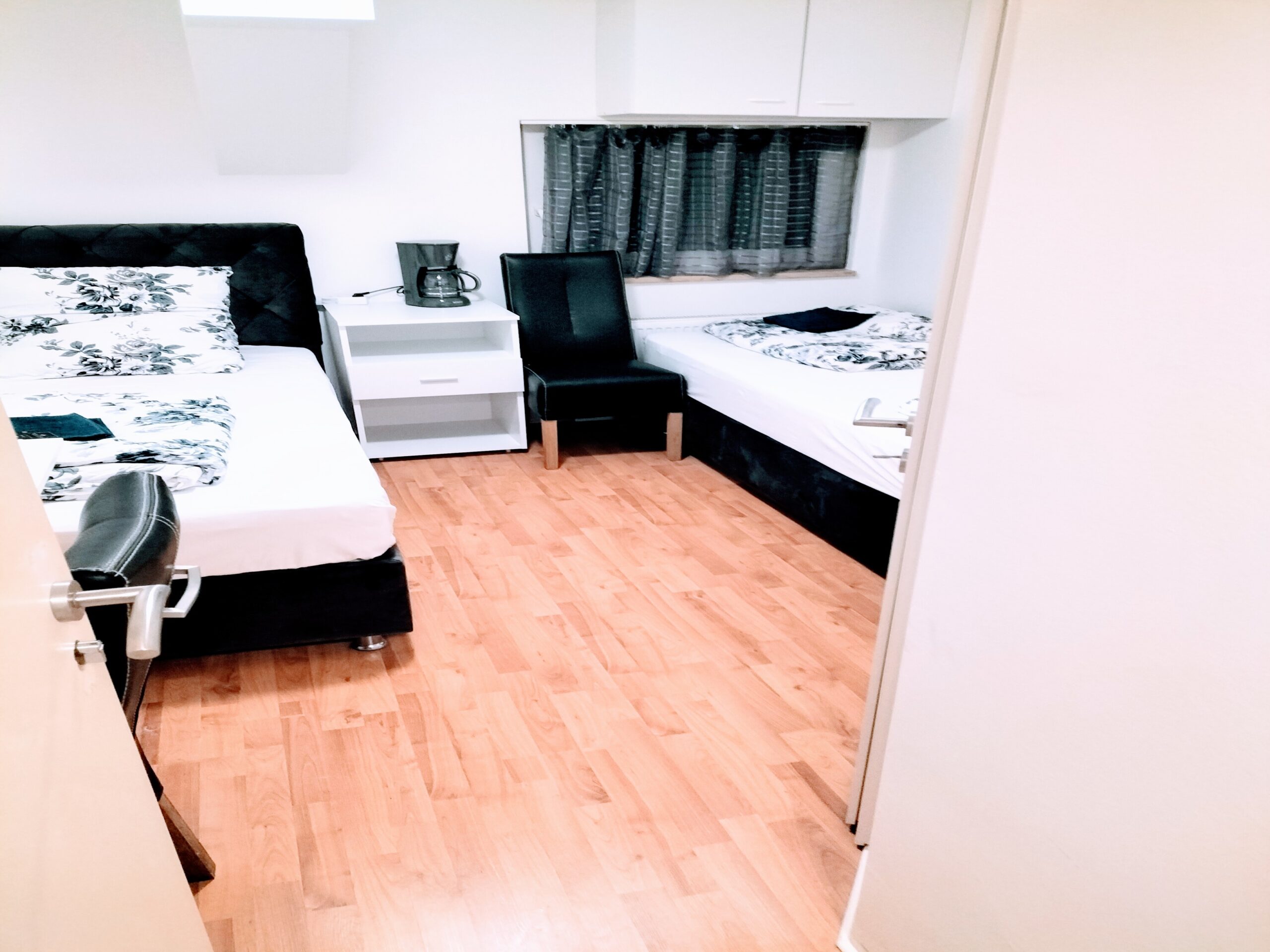 FMI 2-BEDS STUDIO APARTMENT (8)